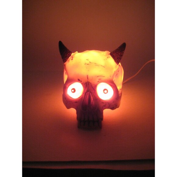 ACK Trading Horned Skull Light Up Halloween Decor Vintage 1997 - Picture 2 of 16